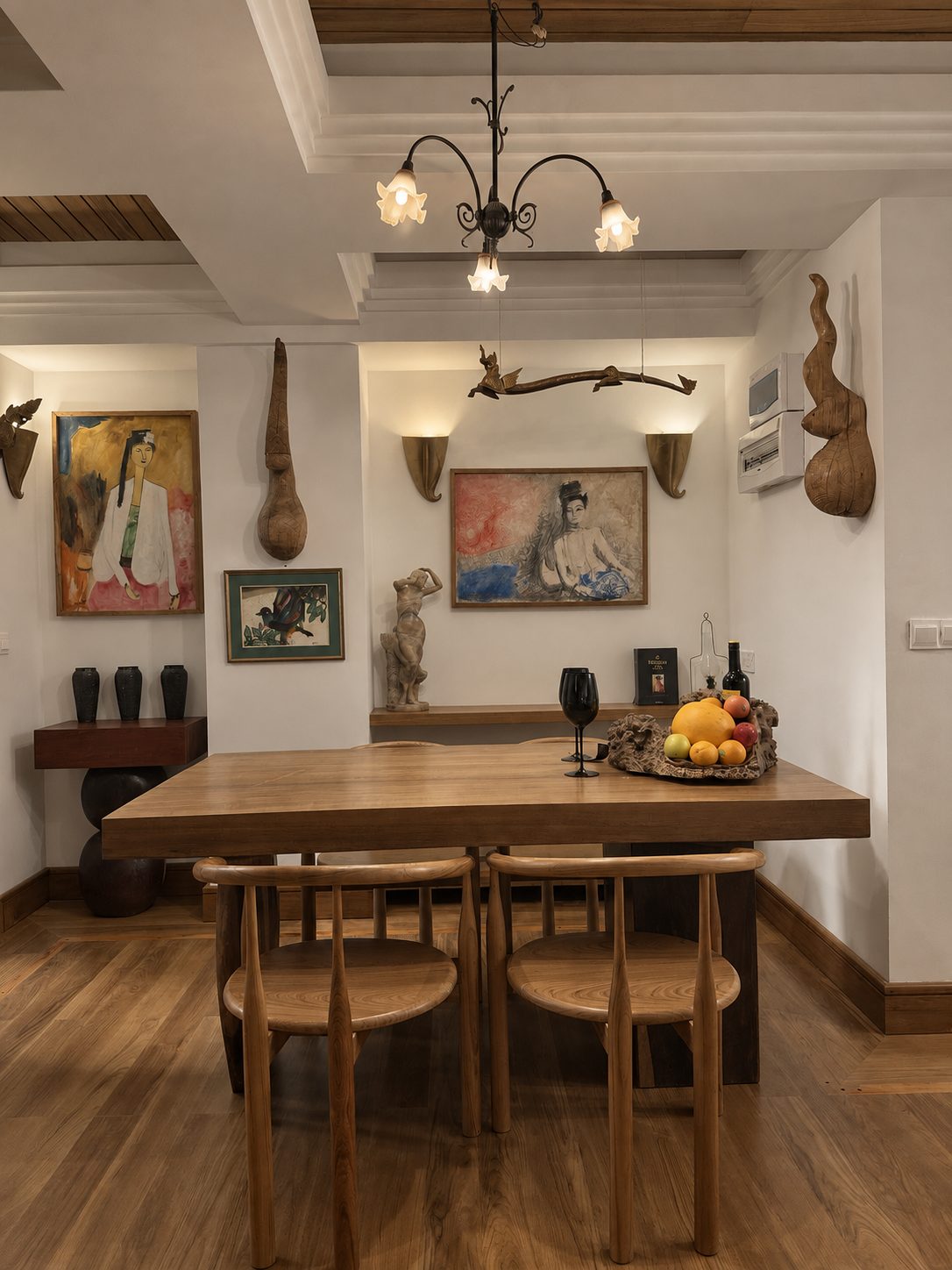 Parami Valley dining room
